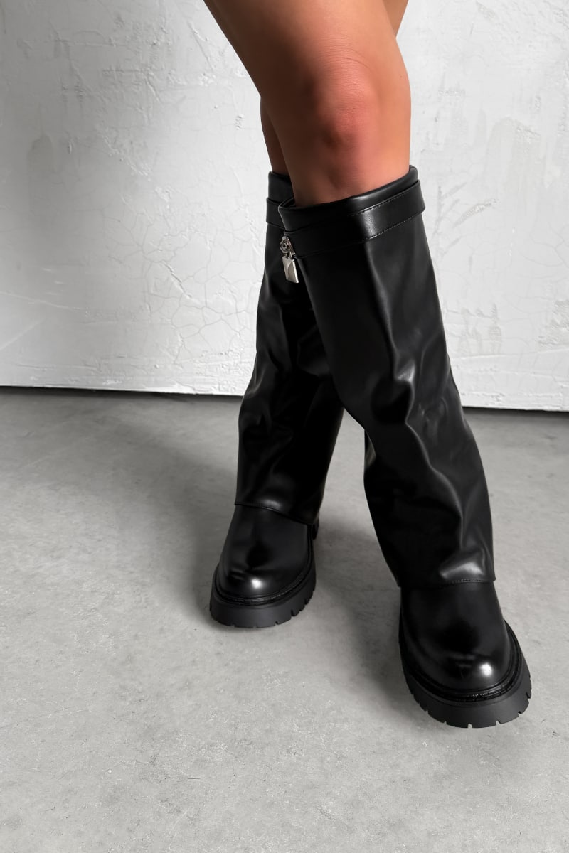 AMARA Flared Platform Boots - Black - 2