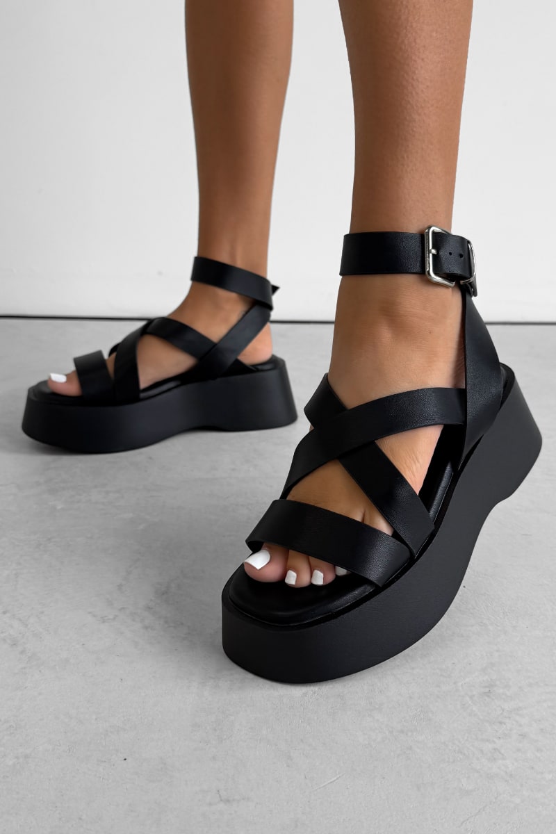 Platform Padded CDL Sandals 7 - Sandals Flatform Crossover Padded Nubuck Faux Stone Shae Linzi ØMI ミュージシャン