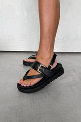 GIOVANA Chunky Platform Toe Post Buckle Sandals - Black