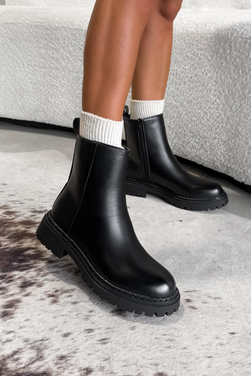 MISSY Chelsea Ankle Boots - Black PU - 1