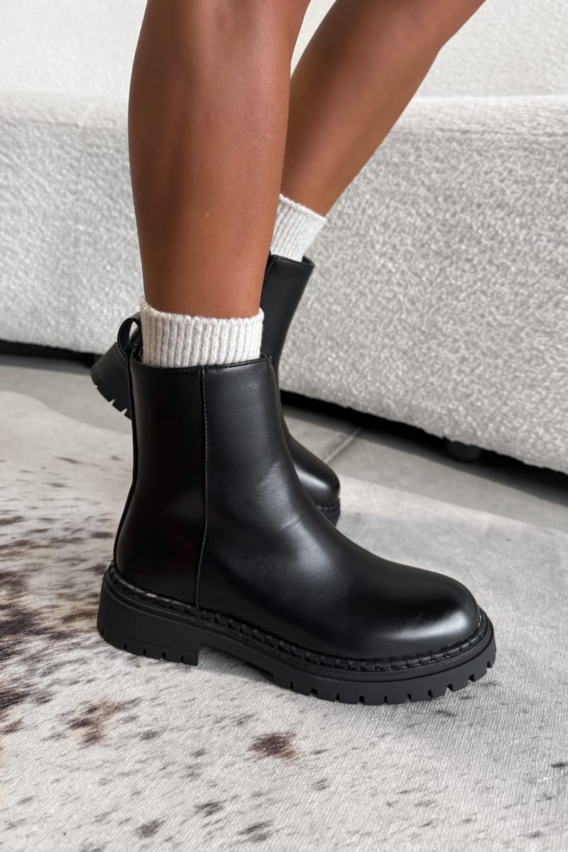 MISSY Chelsea Ankle Boots - Black PU - 2