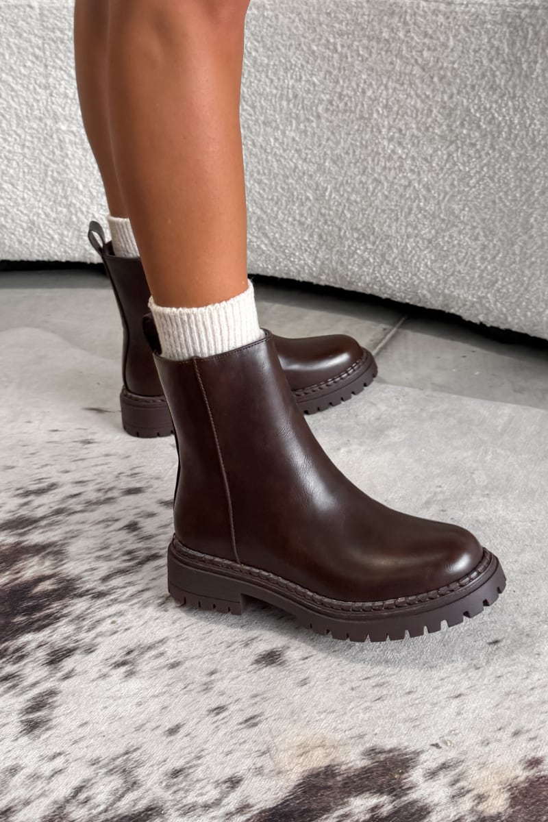 MISSY Chelsea Ankle Boots - Brown PU - 3