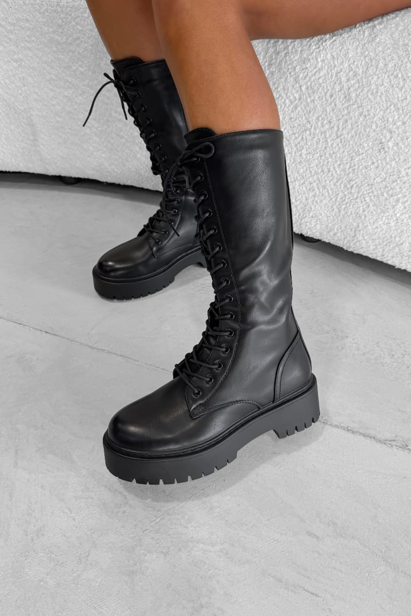 STOMP Knee High Chunky Platform Boots Black PU – AJ VOYAGE