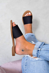 ROCHELLE Textured Strap Sliders - Black - 2