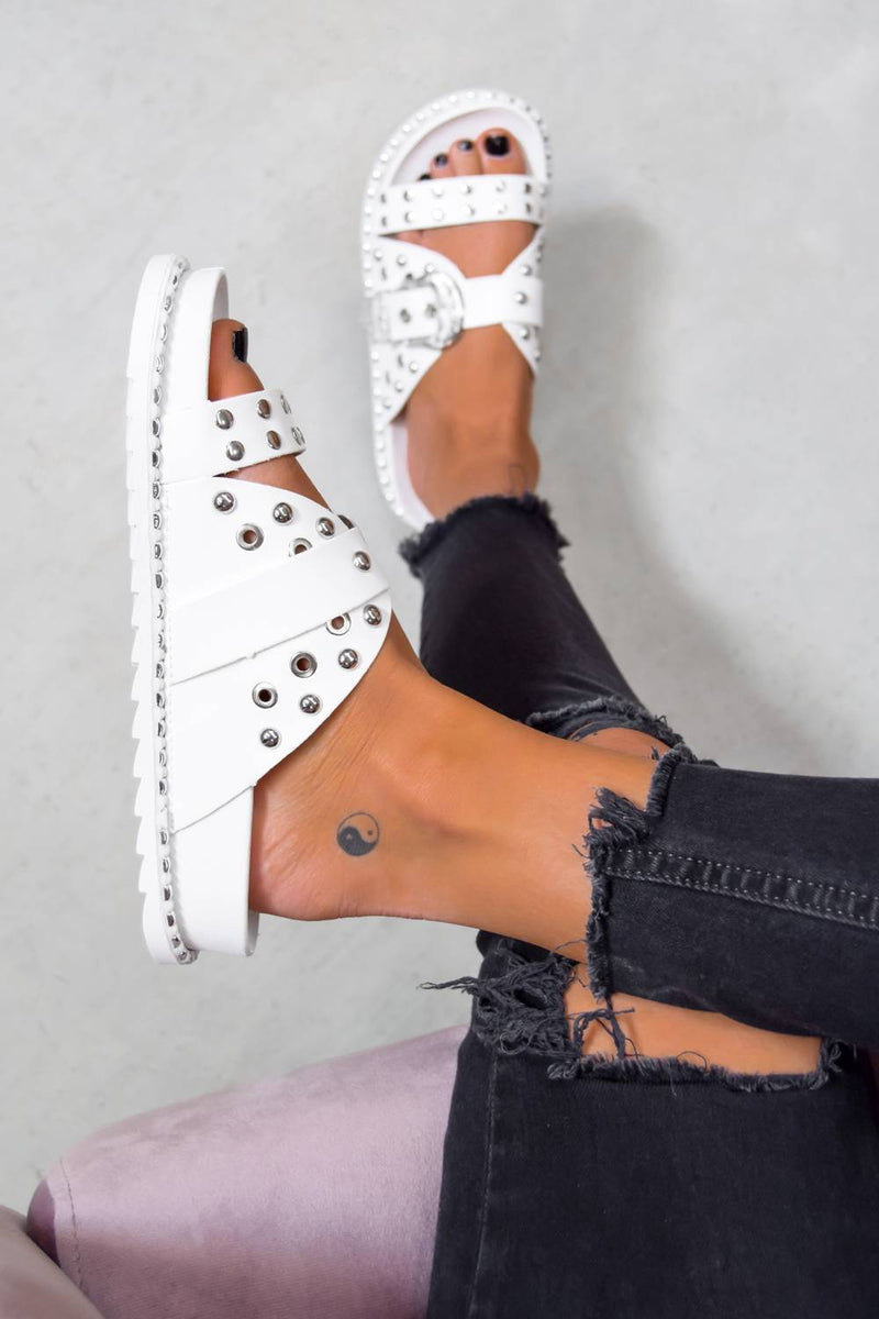 WHO KNEW Chunky Studded Western Buckle Sandals - White/Silver - 2