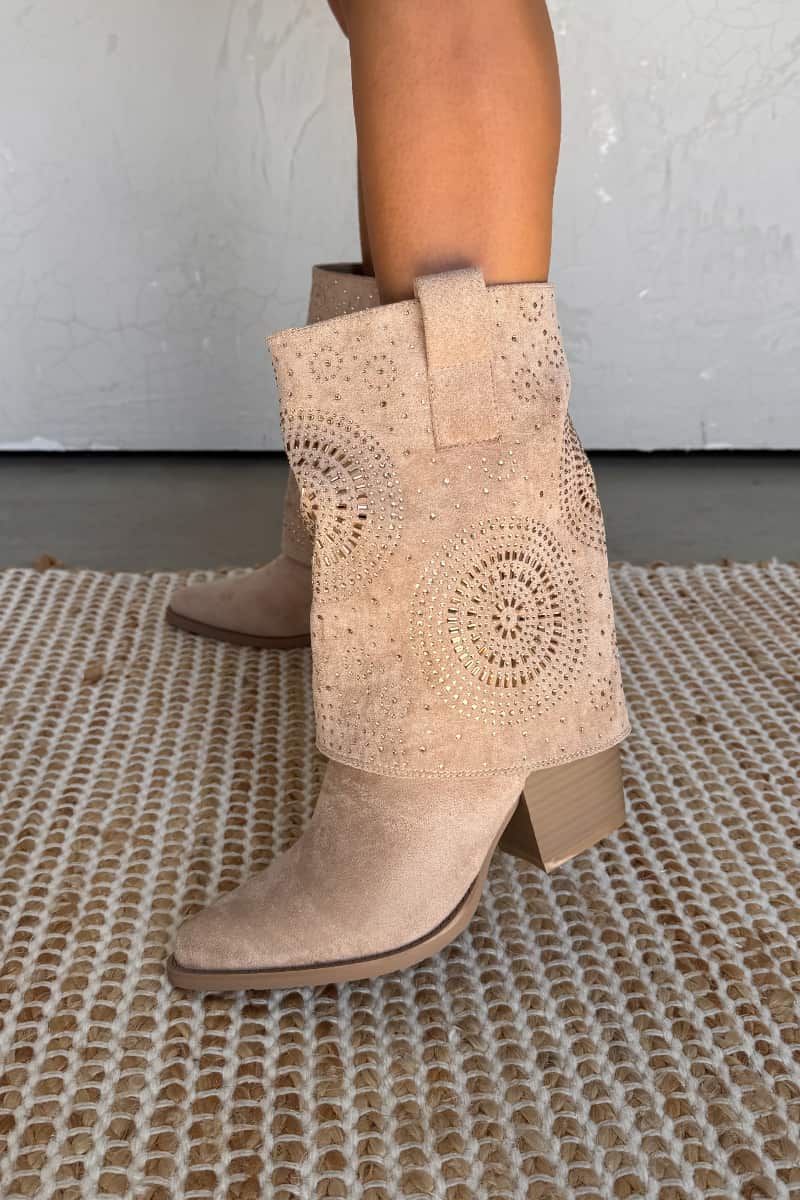 ALABAMA Flared Cowboy Western Boots - Beige