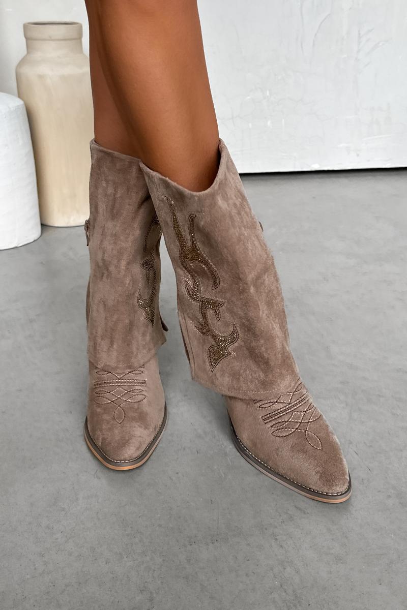 ALASKA Flared Cowboy Western Boots - Beige - 4
