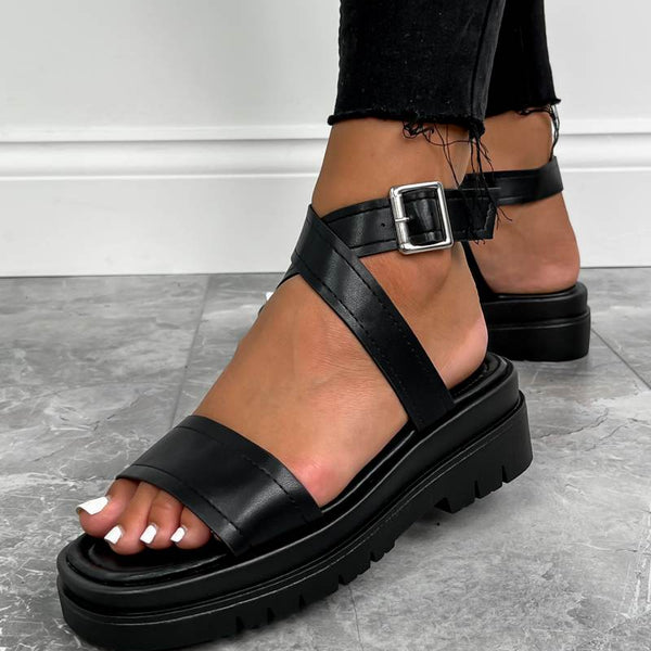 CDL Padded Platform Sandals Mサイズ AMBER Chunky Platform Sandals - Black – AJ VOYAGE