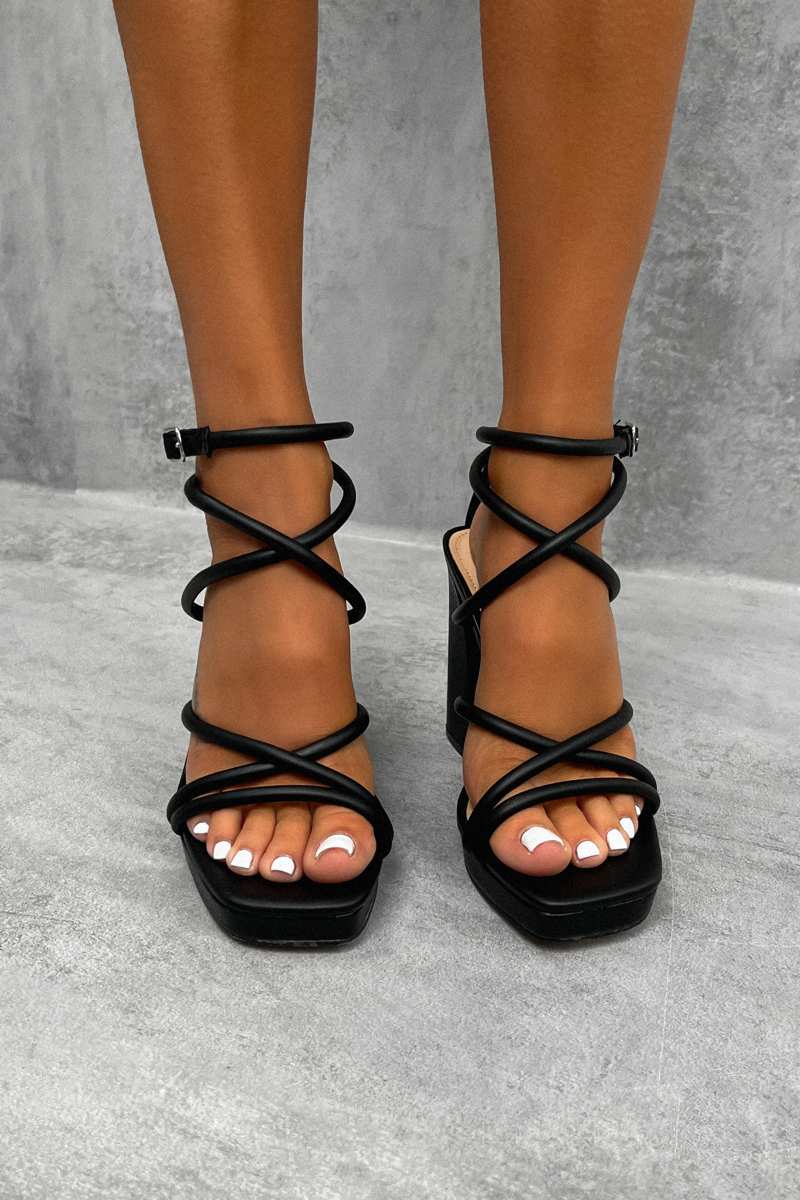 COSMIC Chunky Platform Heels - Black - 2