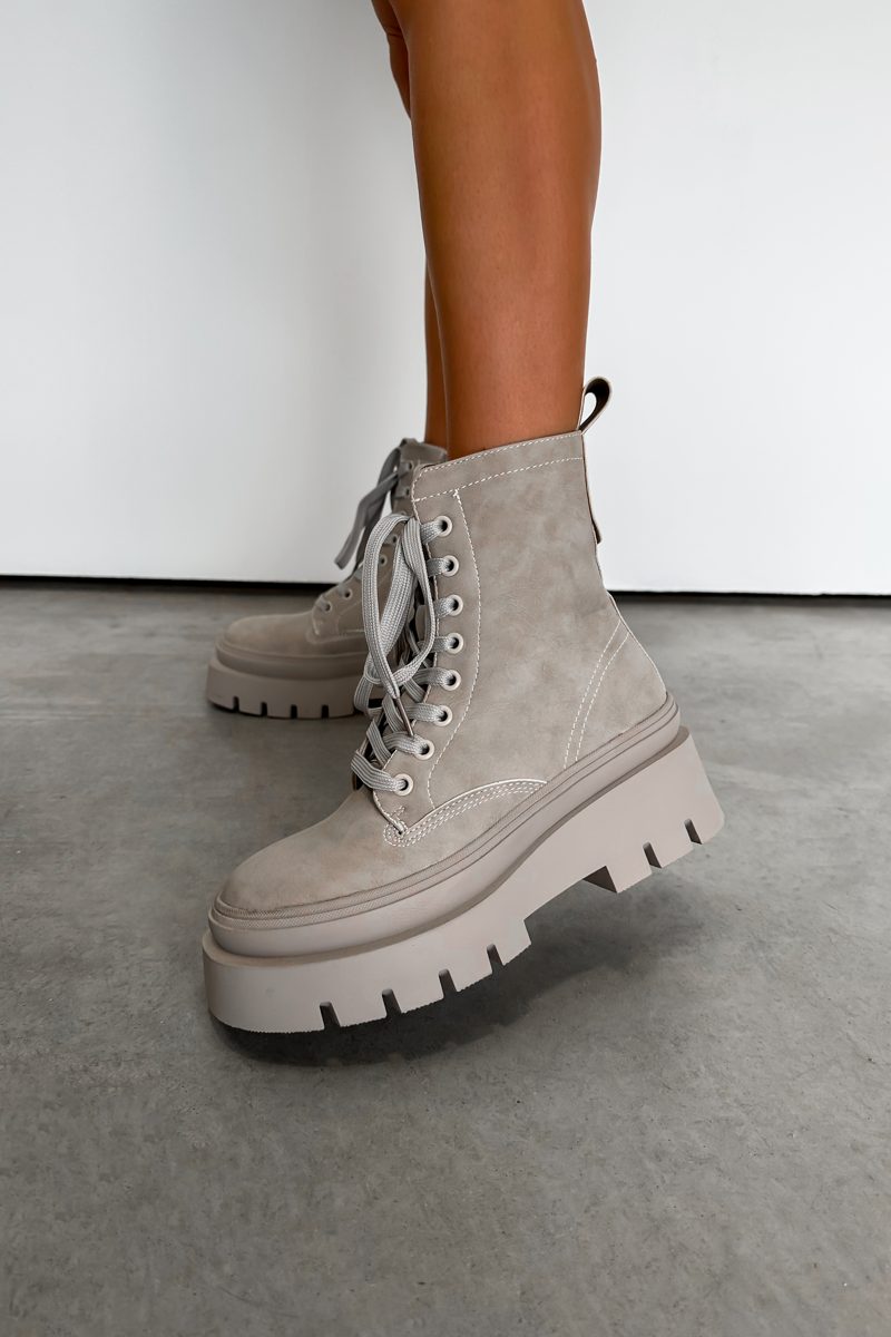 Gray 2025 platform boots