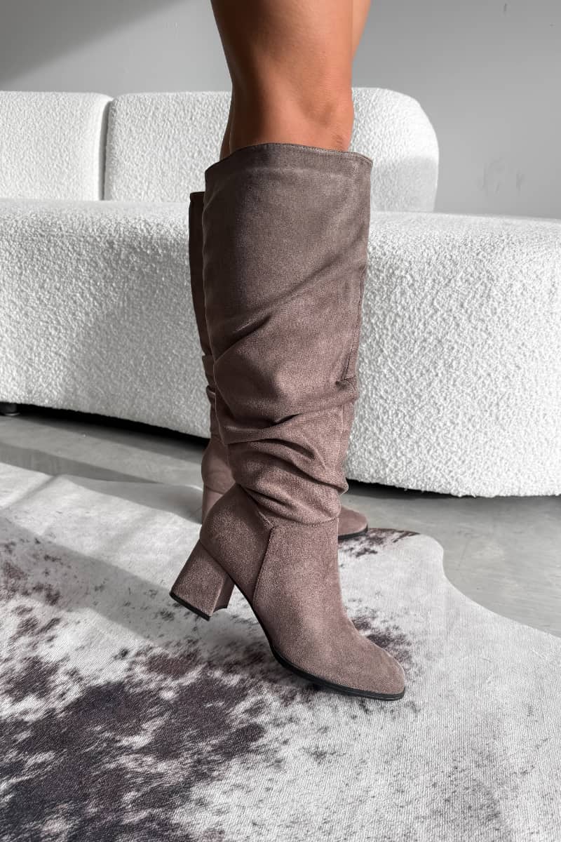 HAVANA Knee High Suede Slouch Boots - Taupe - 4