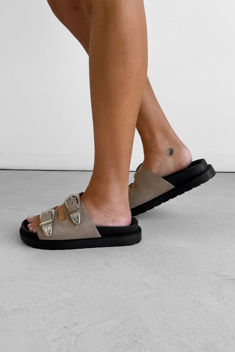 LEXI Chunky Buckle Sandals - Taupe