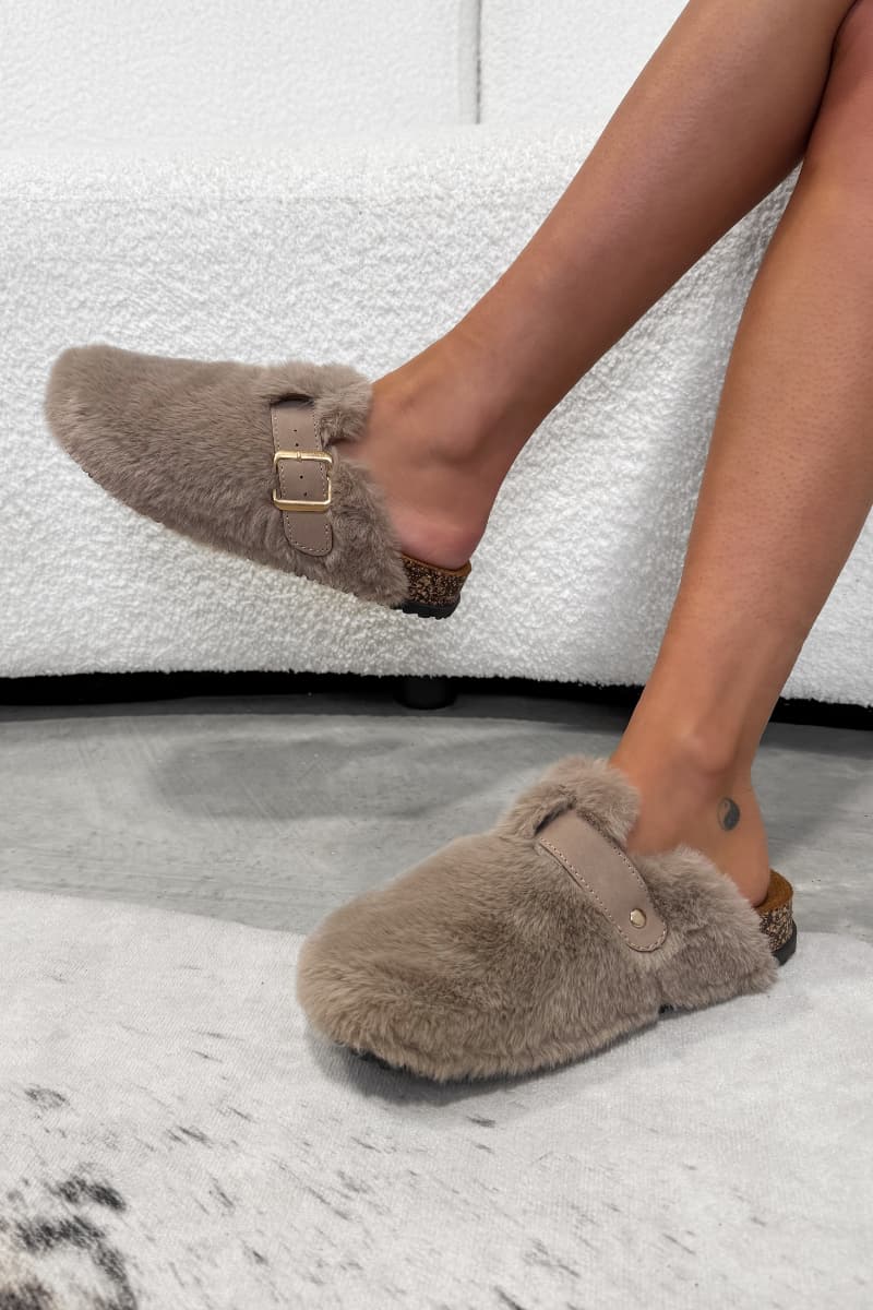 LOLA Faux Fur Outdoor Slipper Clog - Beige - 2