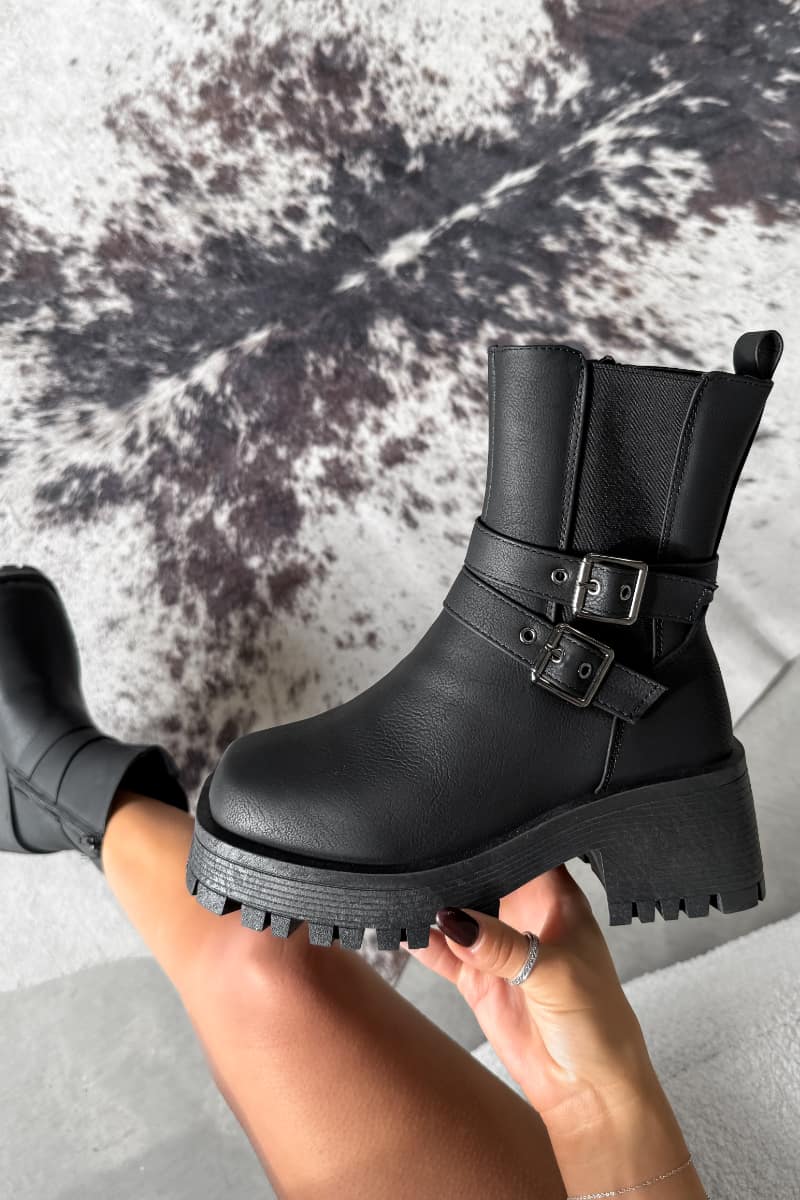 MOLLY Chunky Ankle Boots - Black