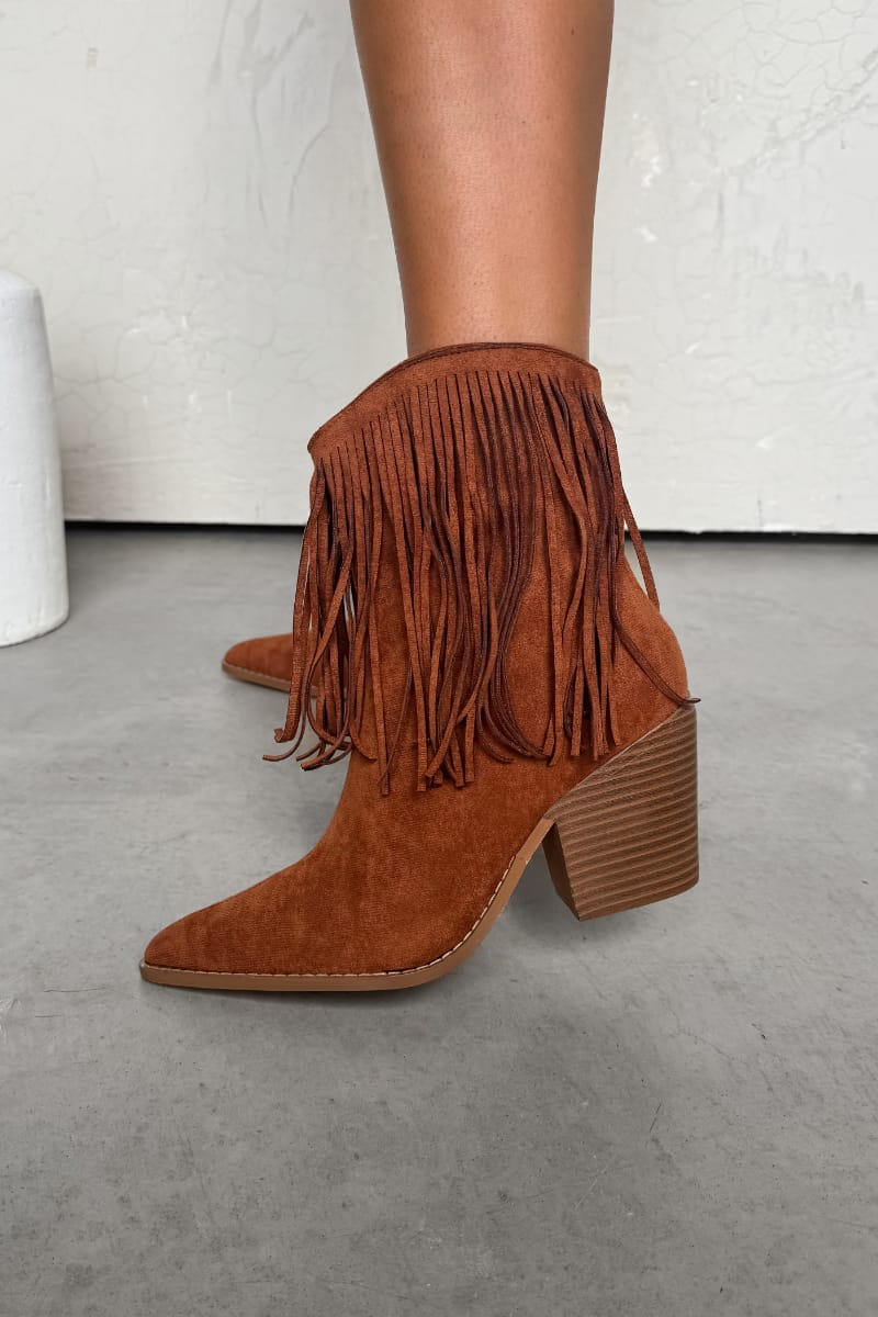 MONTANA Western Cowboy Boots - Camel