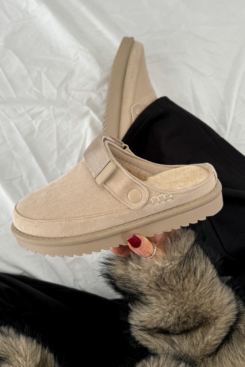 ROSE Suede Ankle Strap Outdoor Slippers - Beige