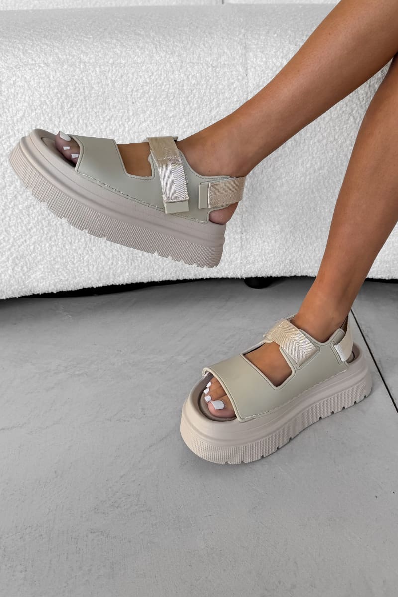 ROWEN Chunky Flatform Sandals - Beige - 3