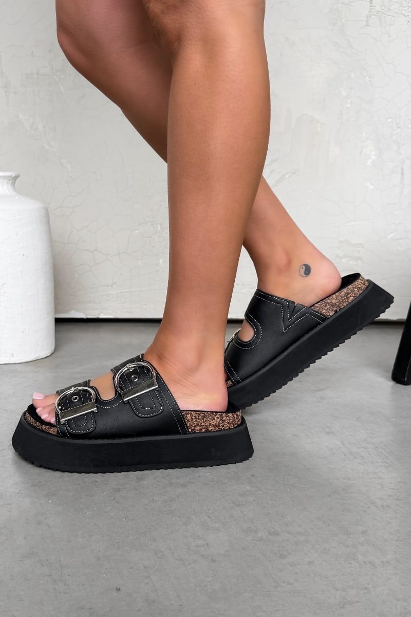 STEP IN Chunky Flatform Buckle Sandals - Black - 1