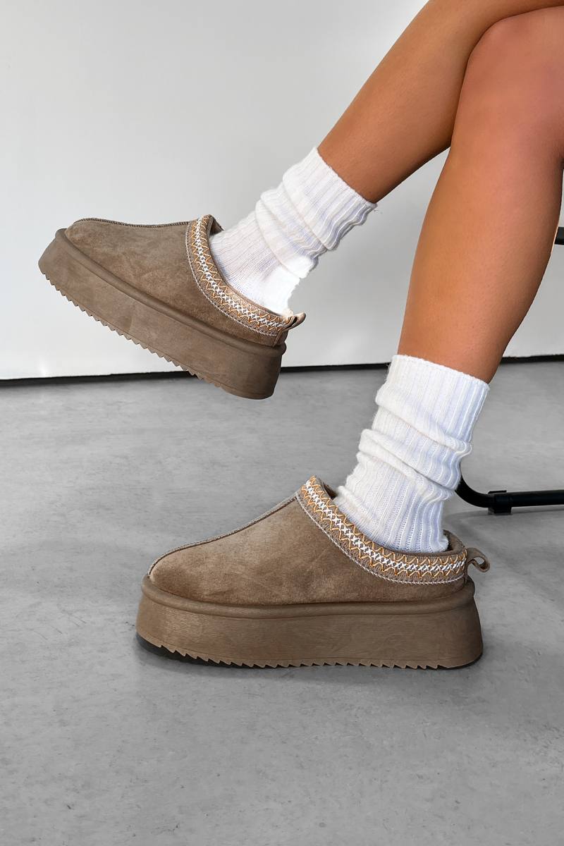 Taupe Checkered Platform Slipper (M/L) main image 1