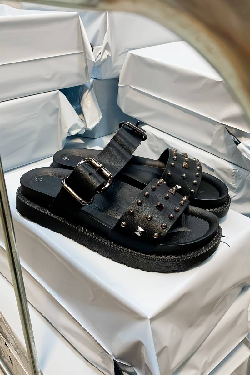 TOLD YOU Chunky Studded Buckle Sandals - Black - 2