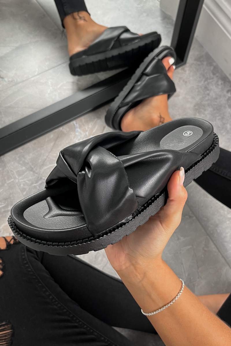 KAIA Chunky Slider Sandals - Black