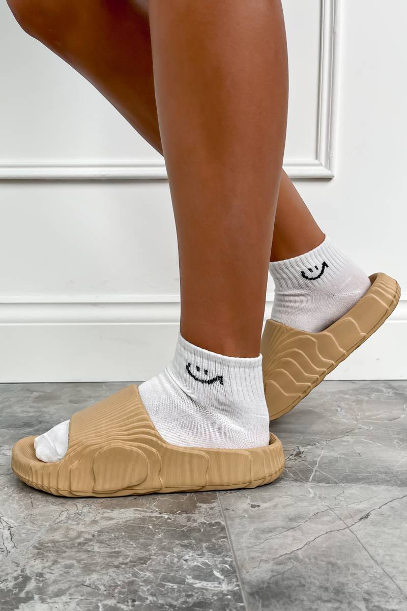 KIA Flat Slider Sandals - Mocha - 2