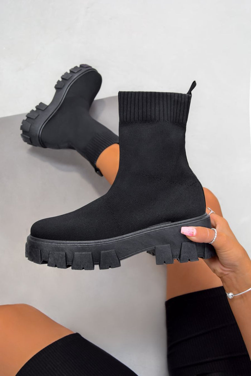 TASMIN Chunky Sock Fit Ankle Boots Black – AJ VOYAGE