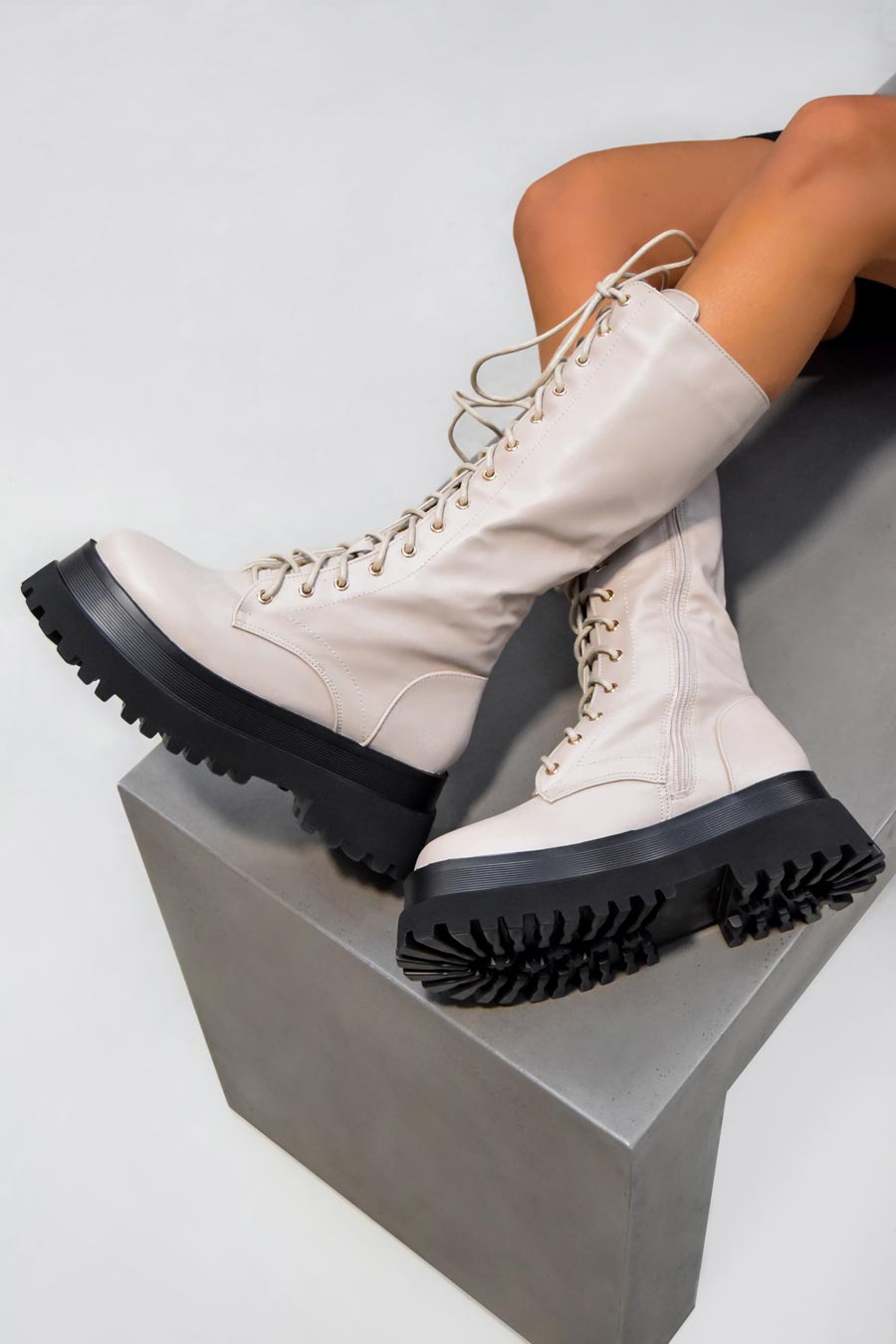 Chunky Platform Lace Up Ankle Boots Beige – AJ VOYAGE